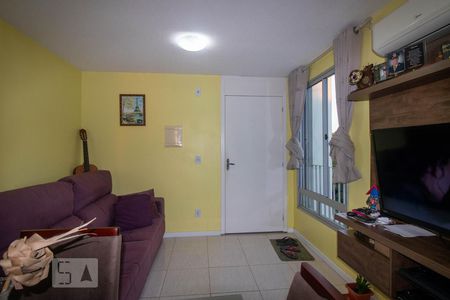 Sala de apartamento à venda com 2 quartos, 45m² em Agronomia, Porto Alegre
