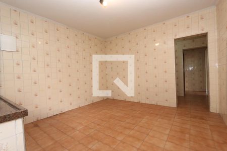 Casa para alugar com 250m², 2 quartos e 8 vagasCozinha