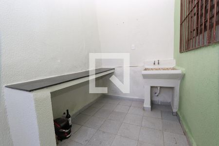 Casa para alugar com 250m², 2 quartos e 8 vagasLavanderia