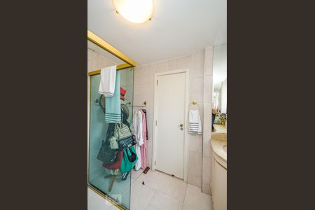 Apartamento à venda com 170m², 4 quartos e 2 vagasBanheiro da Suíte