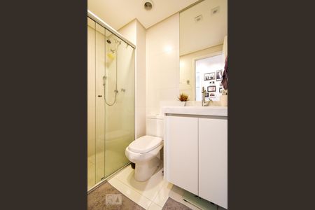 Apartamento para alugar com 65m², 2 quartos e 1 vaga Apartamento para alugar com 65m², 2 quartos e 1 vagaBanheiro Social