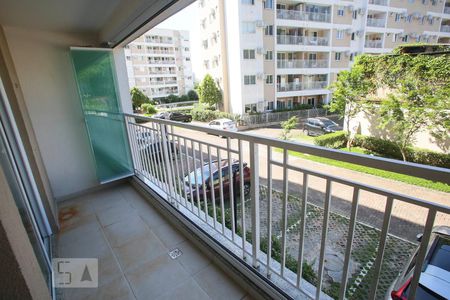 Varanda de apartamento para alugar com 2 quartos, 65m² em Jacarepaguá, Rio de Janeiro