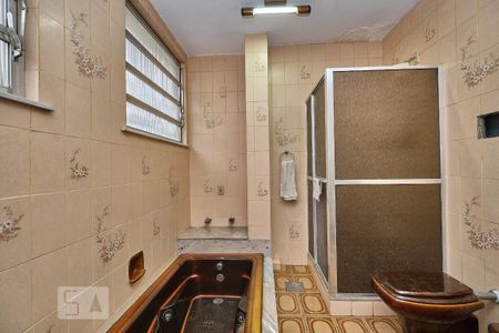 Apartamento à venda com 250m², 4 quartos e 1 vagaBanheiro Social 2