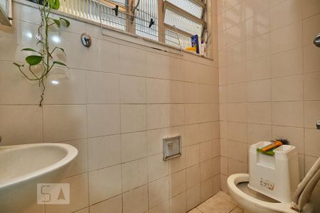 Apartamento à venda com 250m², 4 quartos e 1 vagaBanheiro de Serviço