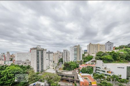 Apartamento à venda com 52m², 1 quarto e 1 vagaSuíte