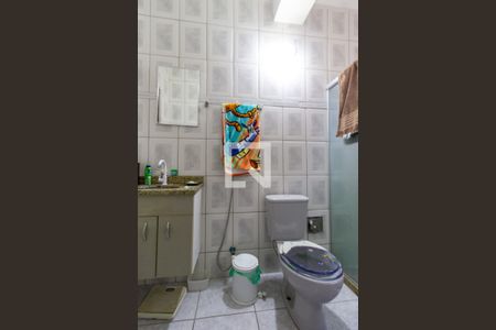 Casa à venda com 242m², 6 quartos e 1 vaga Casa à venda com 242m², 6 quartos e 1 vagaBanheiro 2º Andar