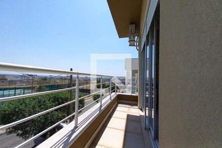 Casa de condomínio à venda com 210m², 4 quartos e 4 vagasVaranda da Suíte 3