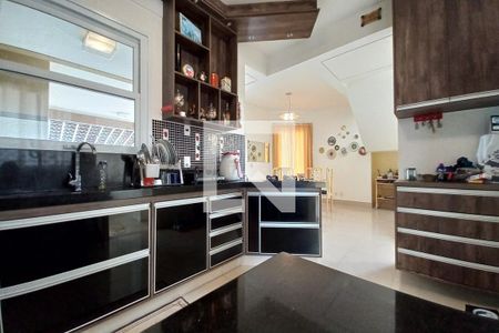 Casa de condomínio à venda com 210m², 4 quartos e 4 vagasCozinha