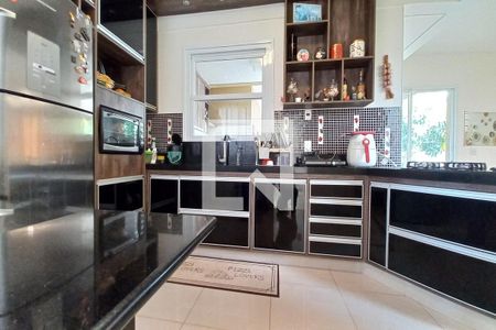 Casa de condomínio à venda com 210m², 4 quartos e 4 vagasCozinha