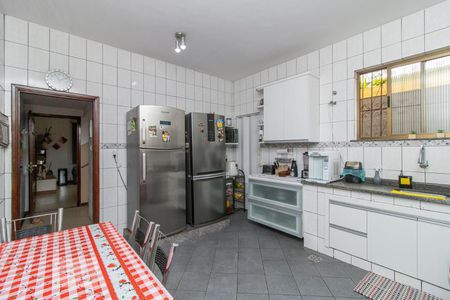 Casa para alugar com 265m², 4 quartos e 4 vagasCozinha
