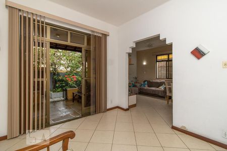 Sala 1 de casa à venda com 4 quartos, 265m² em Zumbi, Rio de Janeiro