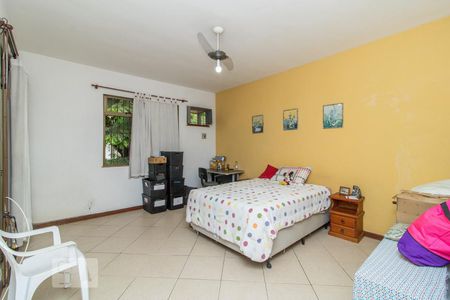 Casa para alugar com 265m², 4 quartos e 4 vagasSuíte 2