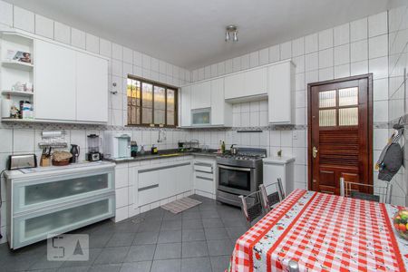 Casa para alugar com 265m², 4 quartos e 4 vagasCozinha