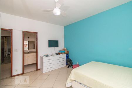 Casa para alugar com 265m², 4 quartos e 4 vagasSuíte 1