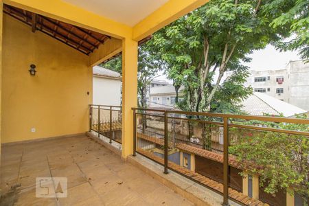 Casa para alugar com 265m², 4 quartos e 4 vagasVaranda 1