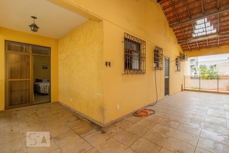 Casa para alugar com 265m², 4 quartos e 4 vagasVaranda 1