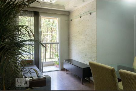 Sala de apartamento para alugar com 2 quartos, 50m² em Socorro, São Paulo