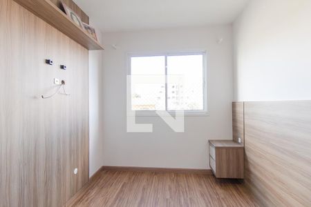 Quarto 2 Suíte de apartamento para alugar com 2 quartos, 52m² em Pinheirinho, Curitiba