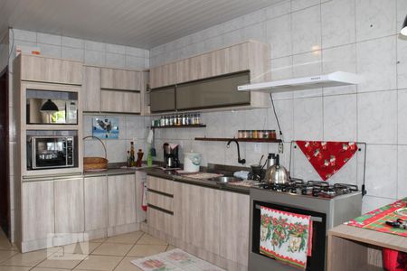 Cozinha de casa à venda com 3 quartos, 140m² em Guajuviras, Canoas