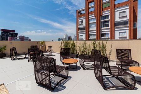 Studio à venda com 29m², 1 quarto e sem vagaRooftop