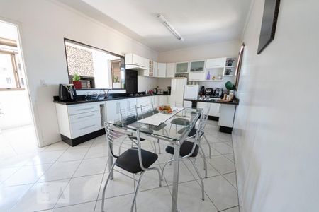 Apartamento para alugar com 150m², 2 quartos e 1 vagaCozinha