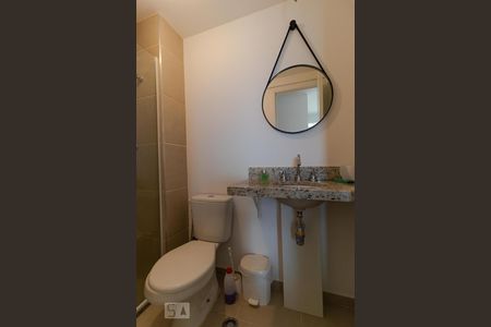 Apartamento para alugar com 66m², 2 quartos e 2 vagasBanheiro