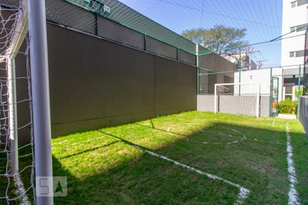Apartamento para alugar com 20m², 1 quarto e sem vaga Apartamento para alugar com 20m², 1 quarto e sem vagaÁrea comum - Campo de futebol