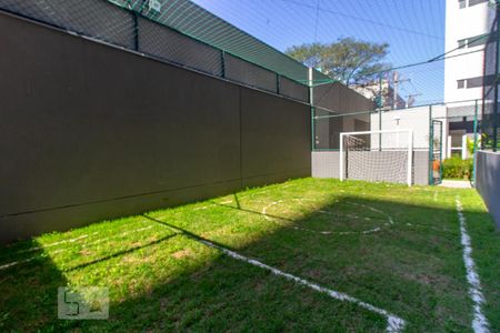 Apartamento para alugar com 20m², 1 quarto e sem vaga Apartamento para alugar com 20m², 1 quarto e sem vagaÁrea comum - Campo de futebol