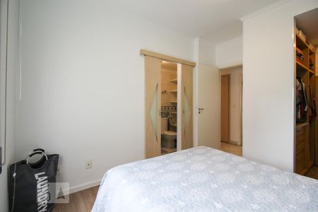 Apartamento à venda com 116m², 3 quartos e 1 vaga Apartamento à venda com 116m², 3 quartos e 1 vagaSuíte
