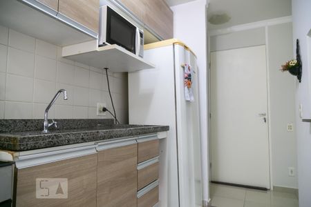 Cozinha de apartamento à venda com 2 quartos, 50m² em Vila Endres, Guarulhos