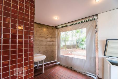 Apartamento para alugar com 75m², 2 quartos e 2 vagas Apartamento para alugar com 75m², 2 quartos e 2 vagasFachada