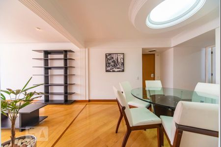Sala de apartamento para alugar com 2 quartos, 75m² em Jardim Bela Vista, Santo André