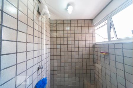 Apartamento para alugar com 75m², 2 quartos e 2 vagas Apartamento para alugar com 75m², 2 quartos e 2 vagasChuveiro