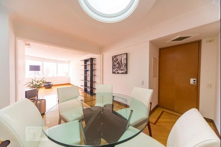Sala de apartamento para alugar com 2 quartos, 75m² em Jardim Bela Vista, Santo André