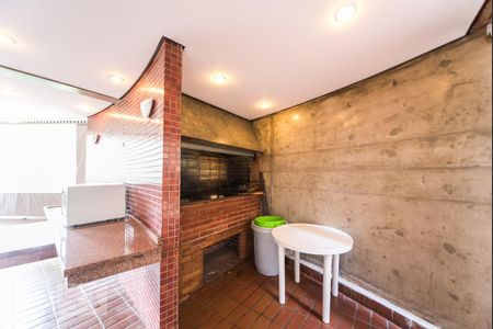 Apartamento para alugar com 75m², 2 quartos e 2 vagas Apartamento para alugar com 75m², 2 quartos e 2 vagasÁrea comum - Churrasqueiraa