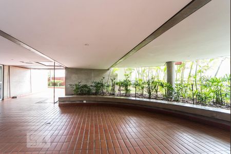Apartamento para alugar com 75m², 2 quartos e 2 vagas Apartamento para alugar com 75m², 2 quartos e 2 vagasÁrea comum