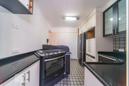 Apartamento para alugar com 75m², 2 quartos e 2 vagas Apartamento para alugar com 75m², 2 quartos e 2 vagasCozinha