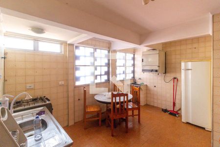 Apartamento para alugar com 87m², 3 quartos e sem vagaCozinha e área de serviço