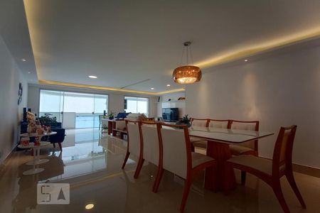 Apartamento à venda com 150m², 3 quartos e 2 vagasSala 