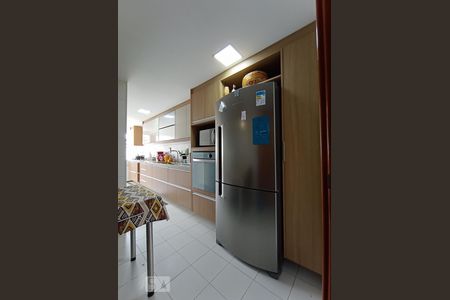 Apartamento à venda com 150m², 3 quartos e 2 vagasCozinha - Armários