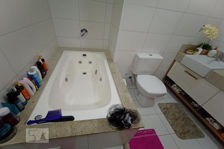 Apartamento à venda com 150m², 3 quartos e 2 vagasBanheiro da Suíte 3