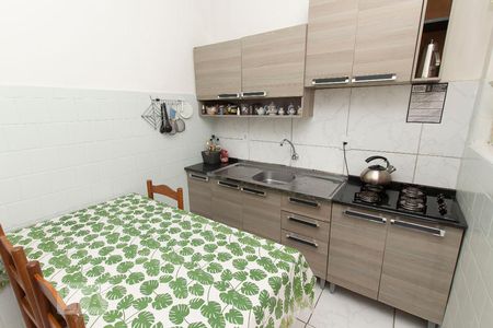 Apartamento à venda com 84m², 3 quartos e sem vagaCozinha
