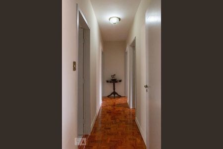 Corredor de apartamento à venda com 3 quartos, 125m² em Perdizes, São Paulo