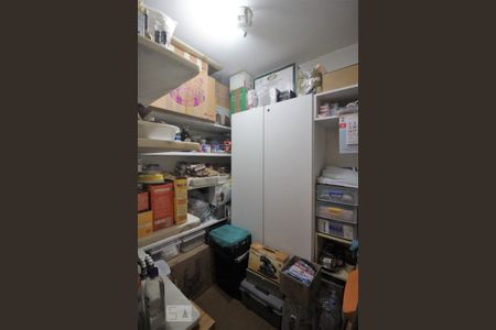 Apartamento à venda com 206m², 4 quartos e 4 vagasDespensa