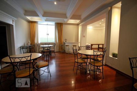 Apartamento à venda com 206m², 4 quartos e 4 vagasÁrea comum - Salão de festas