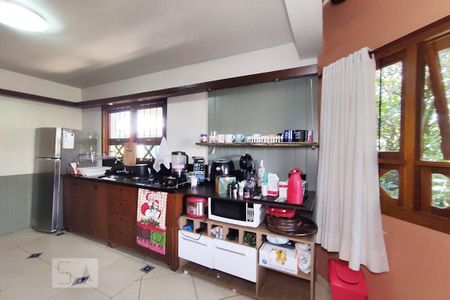 Casa à venda com 90m², 3 quartos e 2 vagasCozinha