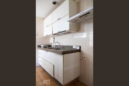 Apartamento à venda com 183m², 3 quartos e 2 vagasCozinha 