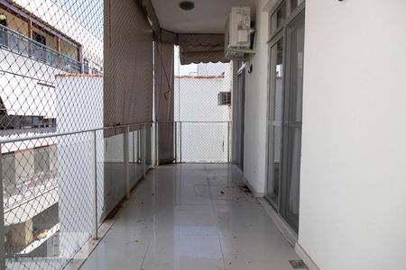 Apartamento à venda com 183m², 3 quartos e 2 vagasVaranda dos quartos 