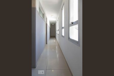 Corredor  de apartamento à venda com 3 quartos, 183m² em Recreio dos Bandeirantes, Rio de Janeiro
