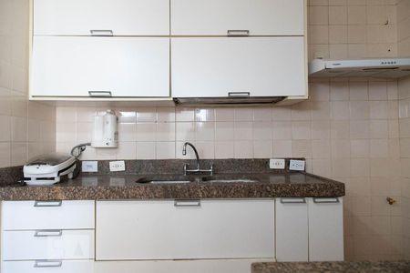 Apartamento à venda com 183m², 3 quartos e 2 vagasCozinha 